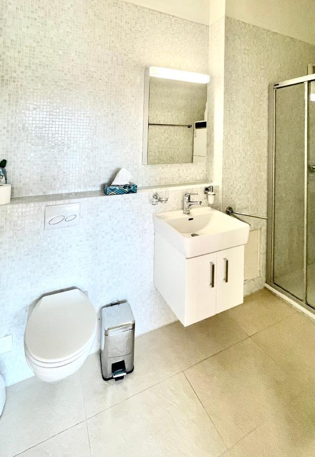 Studio Bahnhof Spiez Daire Dış mekan fotoğraf